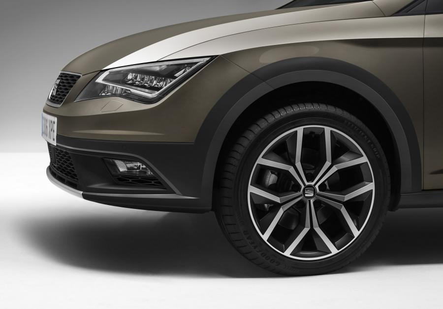  Seat Leon X-Perience 2014 года  (фото 8 из 15)
